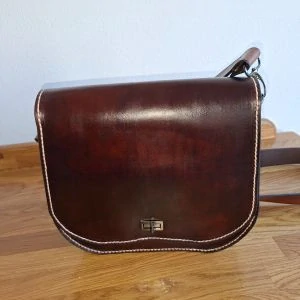 Dámská kožená kabelka přes rameno - bez vzoru